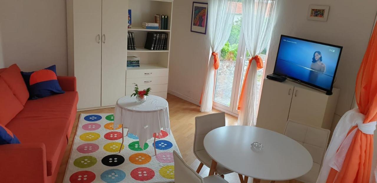 Roses Apartment Brac Sutivan Bagian luar foto